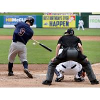 Blue Crabs Sweep Doubleheader over Patriots