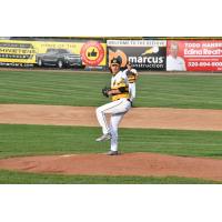 Willmar Stingers on the mound