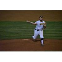 Willmar Stingers on the mound