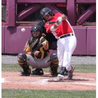 Thunder Bay Border Cats catcher Cole Ketzner