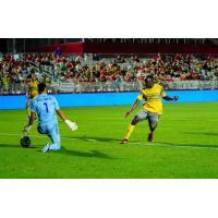 Pittsburgh Riverhounds SC forward Edward Kizza vs. Phoenix Rising FC