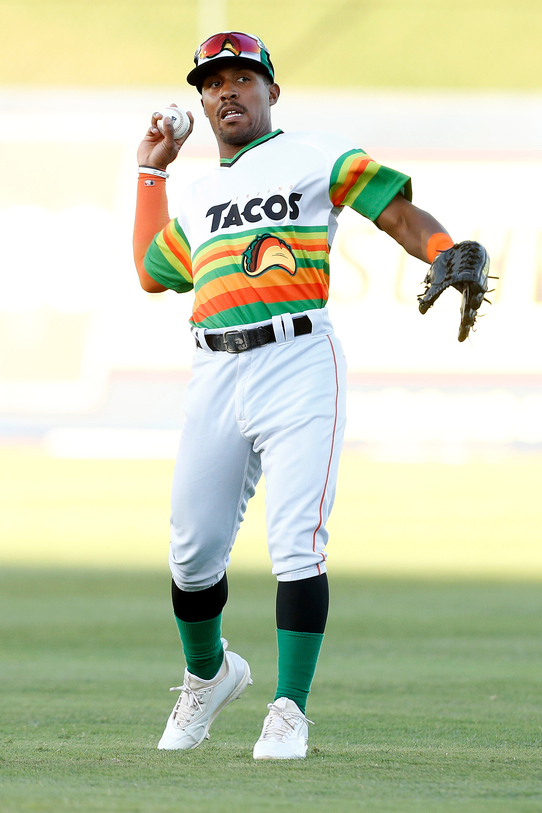 fresno grizzlies uniforms