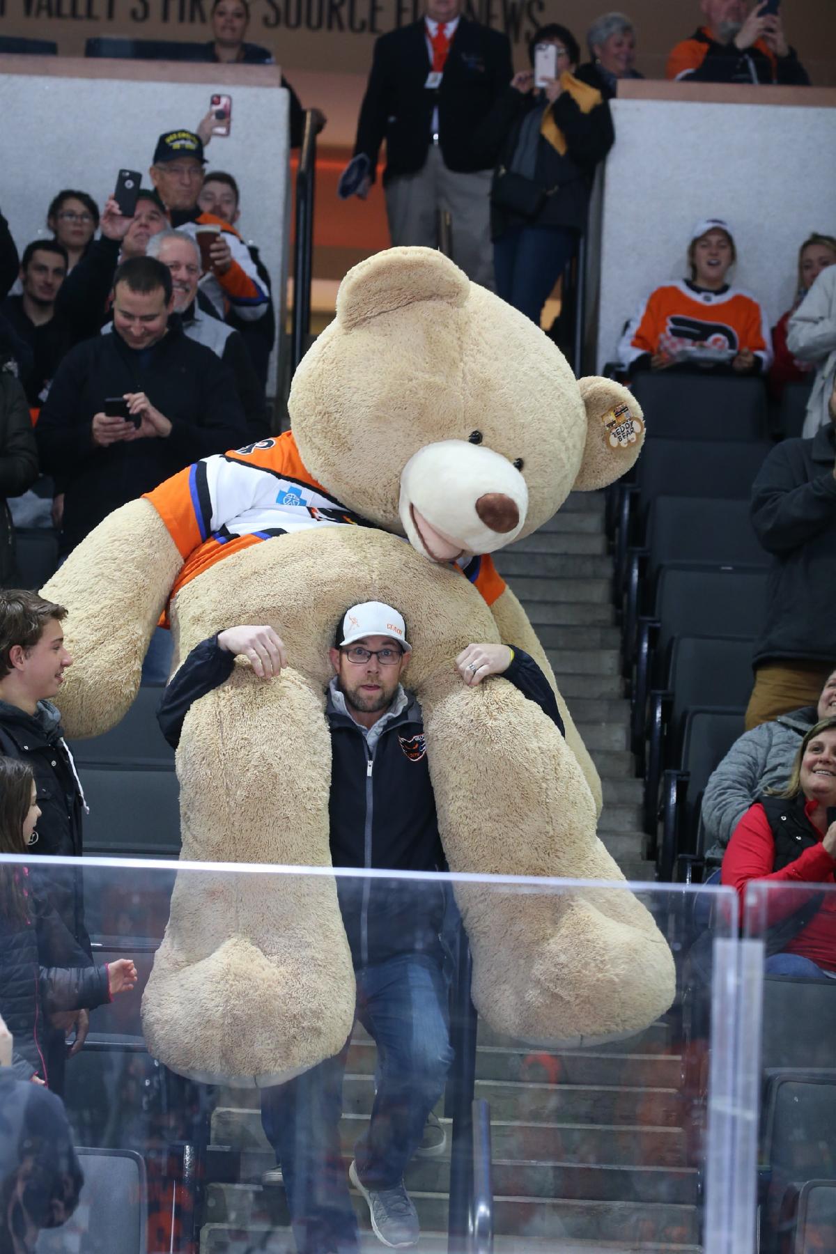 teddy bear toss everblades 2018
