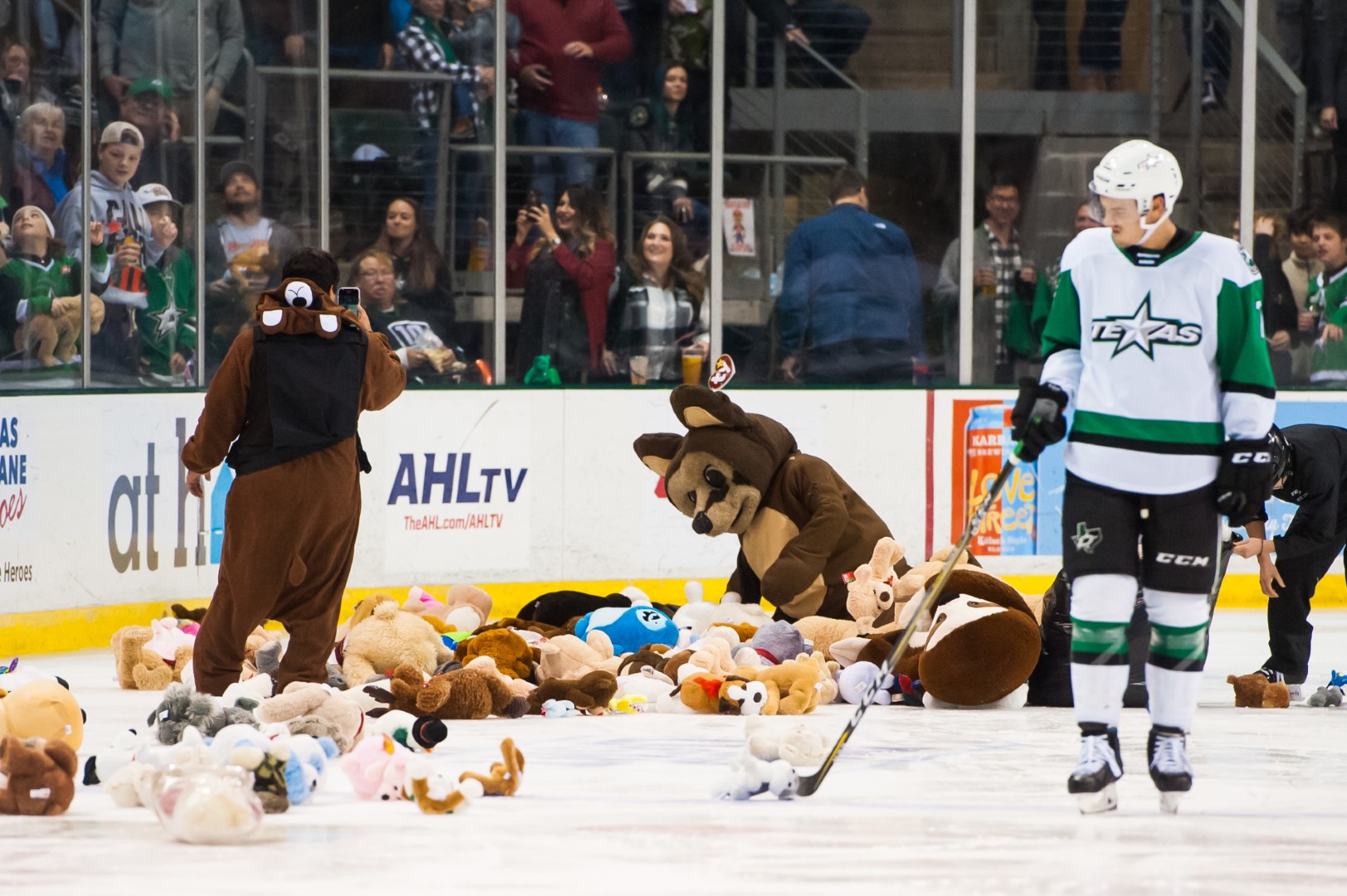Grand Rapids Griffins hosting drive-thru Teddy Bear Toss