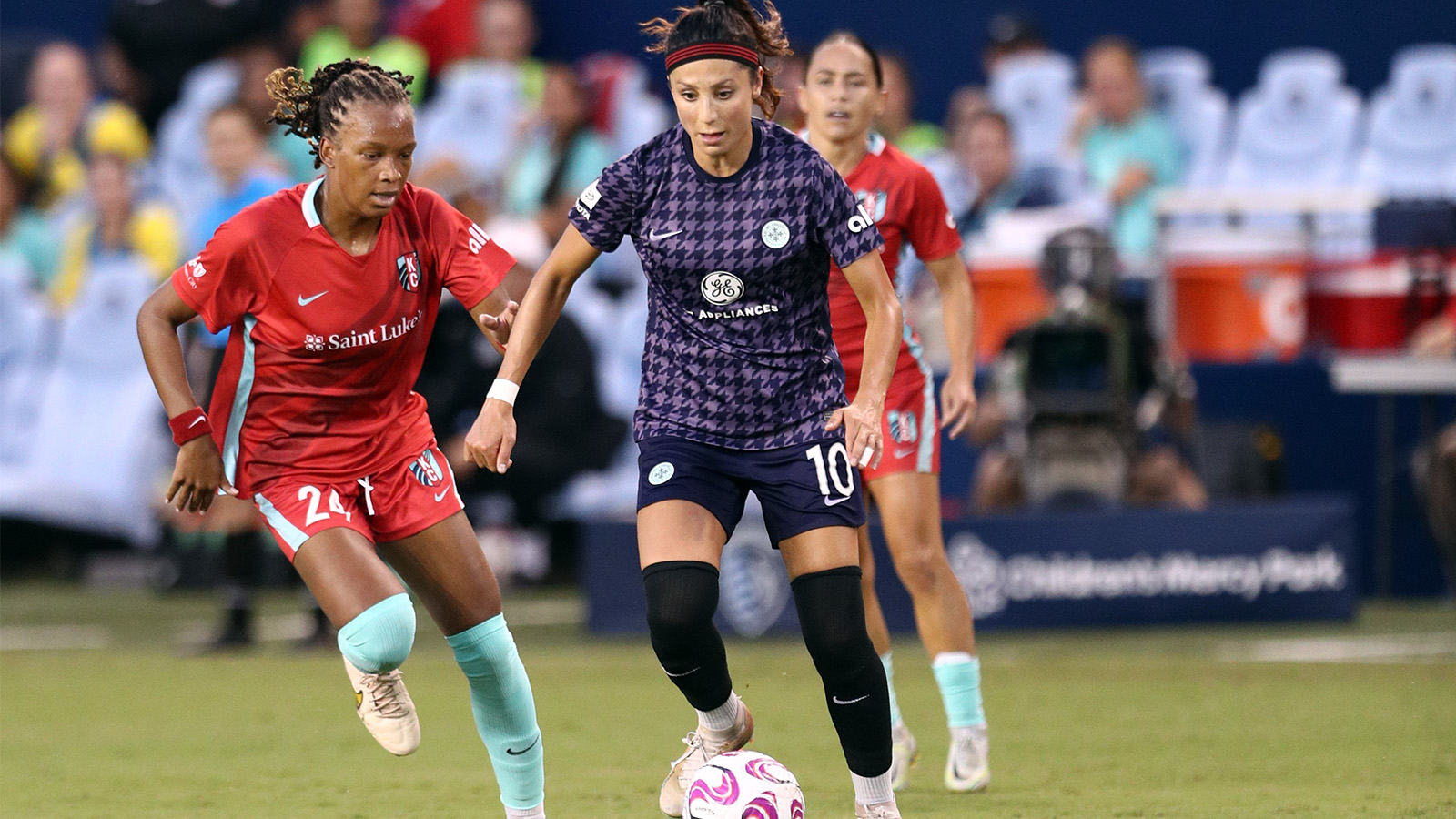 Houston Dash defeat Racing Louisville FC 1-0 in UKG Challenge Cup play