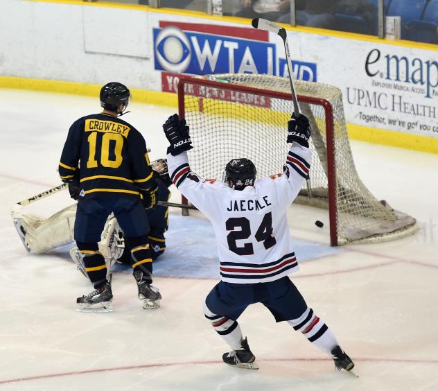 Tomahawks Celebrate Goal