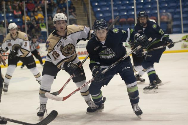 Bloomington Thunder vs. Muskegon Lumberjacks