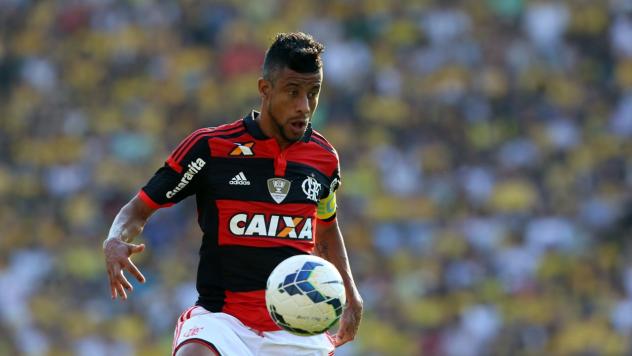 Strikers' Leo Moura