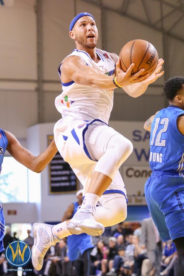 Taylor Griffin of the Santa Cruz Warriors