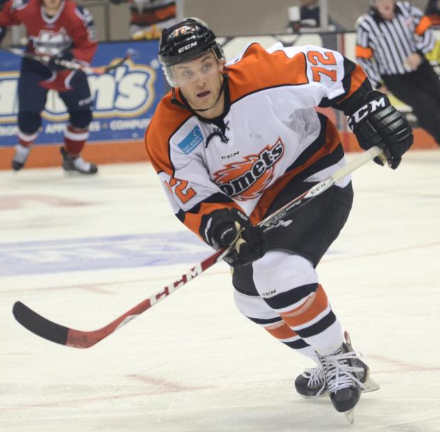 Fort Wayne Komets Center Eric Faille