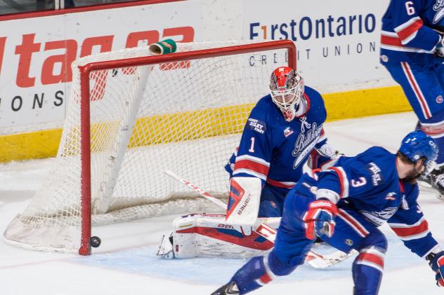 Hamilton Bulldogs vs. Chicago Wolves