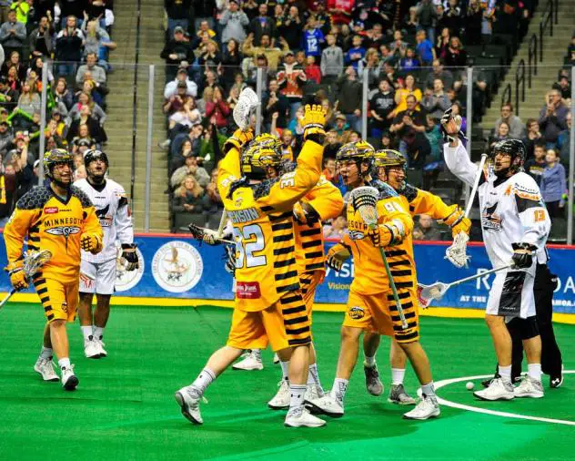 Minnesota Swarm Celebrate vs. New England Black Wolves