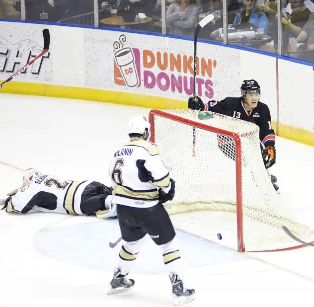 Youngstown Phantoms vs. Muskegon Lumberjacks
