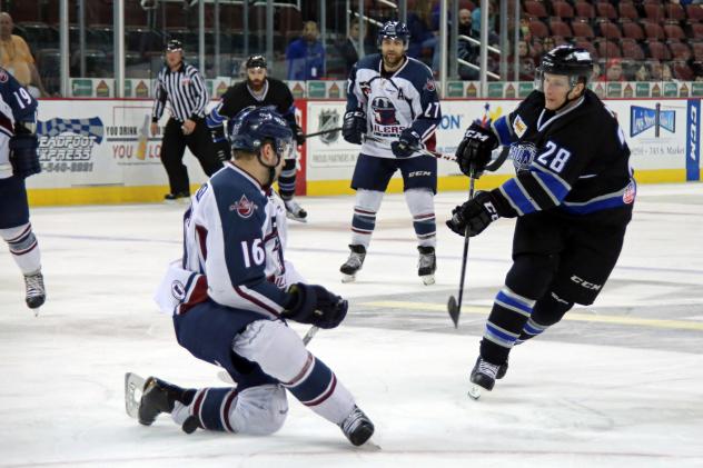 Wichita Thunder vs. Tulsa Oilers