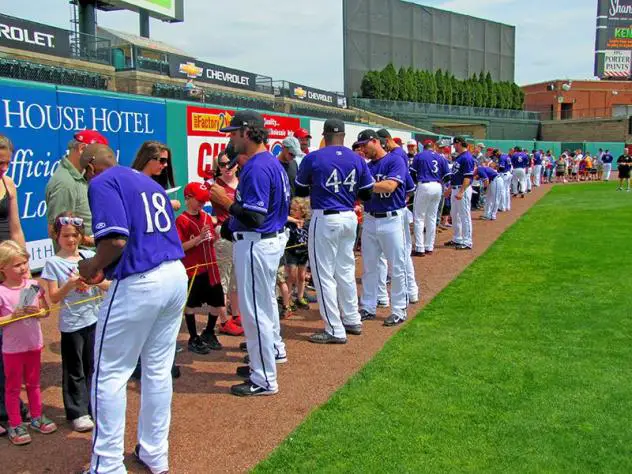 Louisville Bats Autograph Day