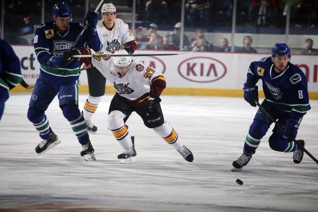 Chicago Wolves vs. Utica Comets