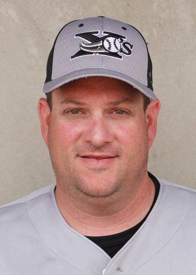 Bobby Post of the Sioux City Explorers