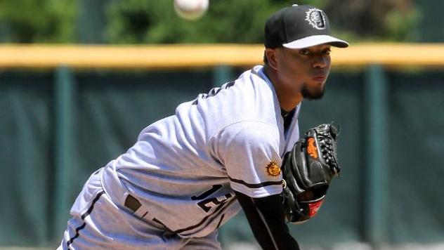 Jacksonville Suns Pitcher Kendry Flores