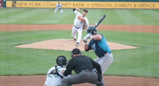 Long Island Ducks Pitcher Ian Marshall vs. the Bridgeport Bluefish