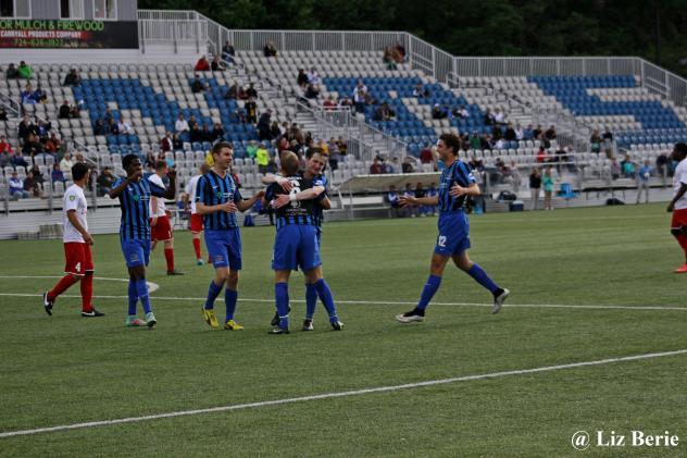 Pittsburgh Hounds vs. West Virginia Chaos