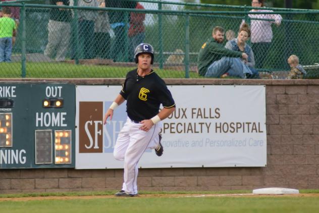 Richard Stock of the Sioux Falls Canaries