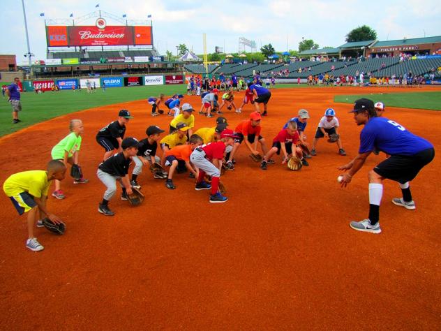 Louisville Bats Kids Clinic