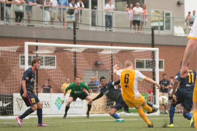 Pittsburgh Riverhounds vs. Saint Louis F.C.