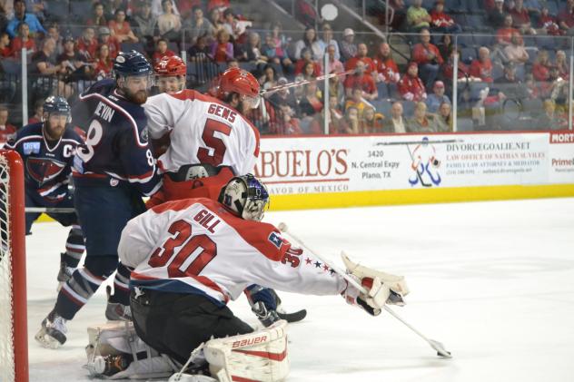 Allen Americans Goaltender Warren Gill vs. the South Carolina Stingrays
