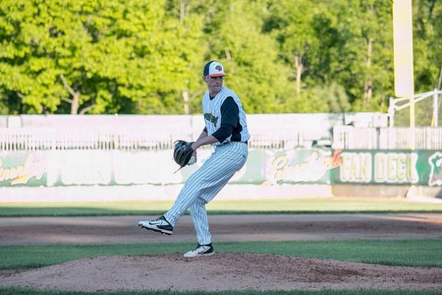 Green Bay Bullfrogs on the Mound