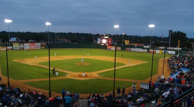 Sioux Falls Stadium, Home of the Canaries
