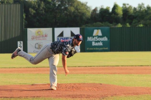 Acadiana Cane Cutters on the Mound