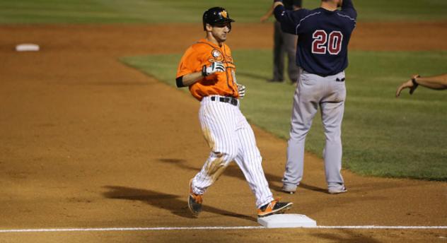 Dan Lyons of the Long Island Ducks