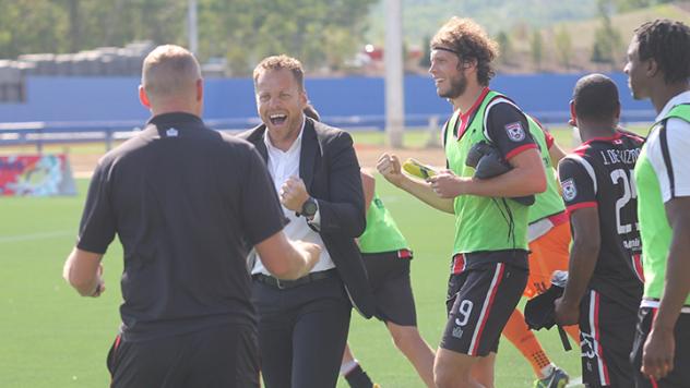 Ottawa Fury FC Celebrate Rafael Alves' Stoppage Time Goal