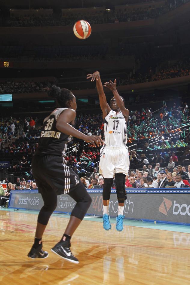 Essence Carson of the New York Liberty