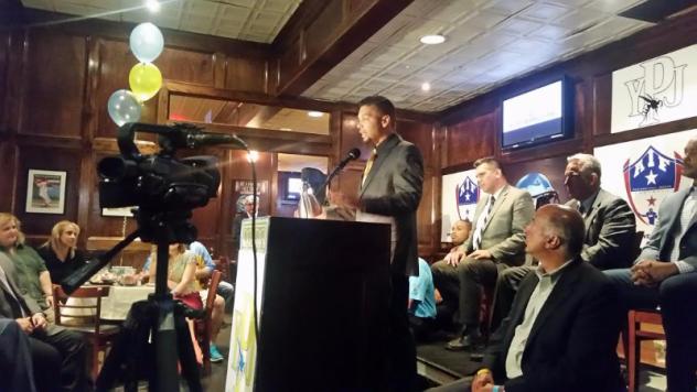 Philadelphia Yellow Jackets Head Coach Mike Brown Addresses the Crowd