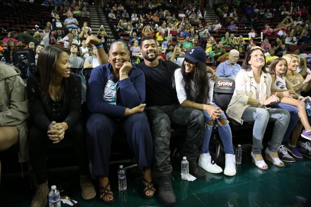 Seattle Seahawks QB Russell Wilson and Ciara at Seattle Storm Game