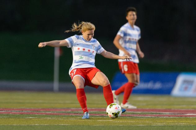 Lori Chalupny of the Chicago Red Stars
