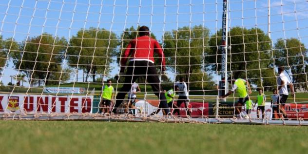 Arizona United SC Goalkeeper Carl Woszczynski