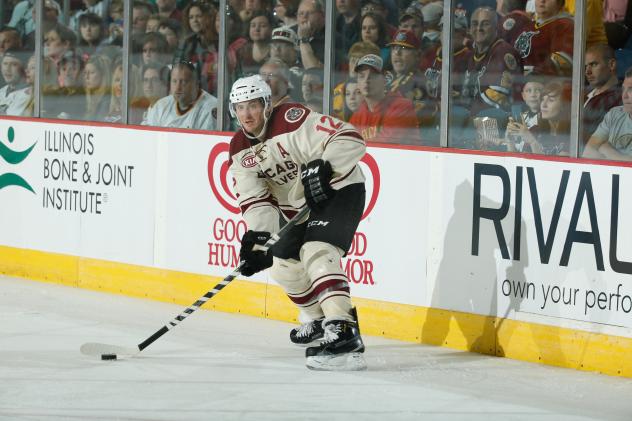 Chicago Wolves Forward Pat Cannone