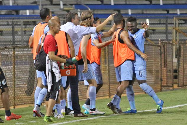 Kalif Alhassan of Minnesota United Celebrates