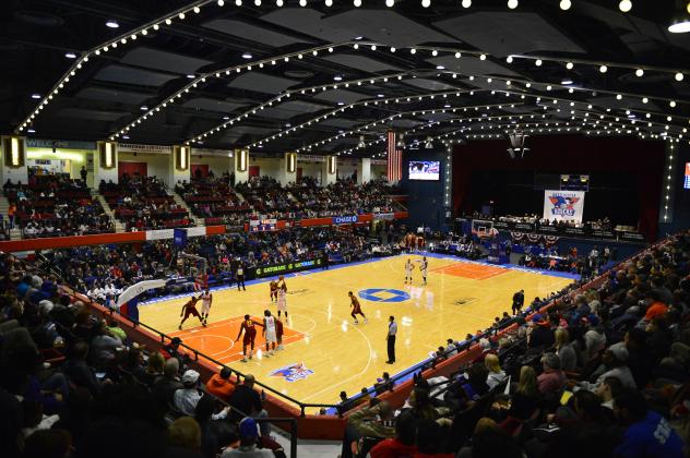 Westchester County Center, Home of the Westchester Knicks