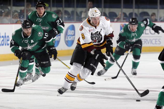 Justin Hodgman of the Chicago Wolves vs. the Iowa Stars