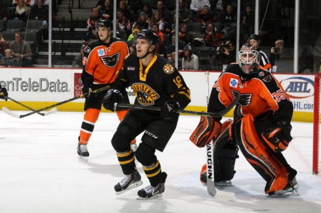 Lehigh Valley Phantoms Defend against the Providence Bruins