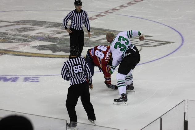 Louisiana IceGators Fight vs. Peoria Rivermen