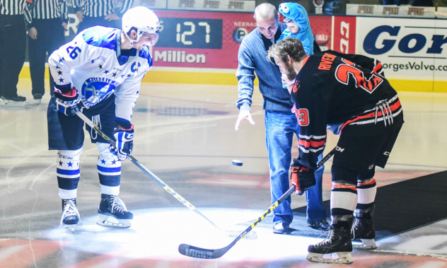 Omaha Lancers' Scare Away Cancer Night