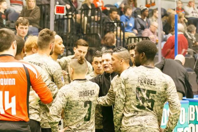 Syracuse Silver Knights in Military Jerseys