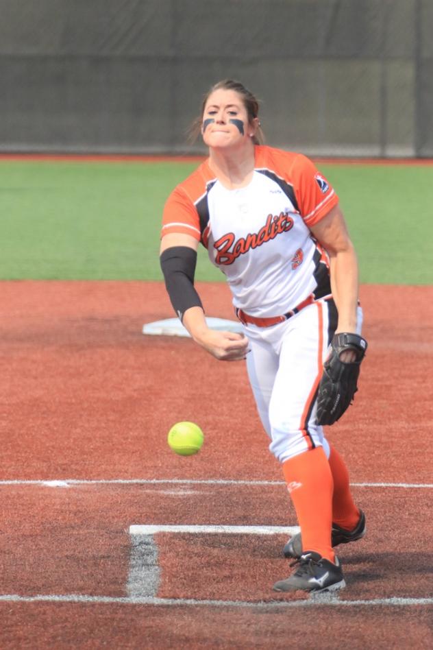 Chicago Bandits Pitcher Sara Moulton