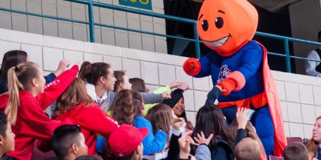 Bakersfield Condors Field Trip Day Game