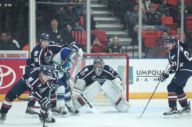 Tri-City Americans Defend agains the Swift Current Broncos