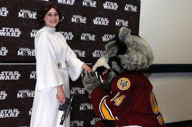 Chicago Wolves Star Wars Day Mascot and Princess Leia